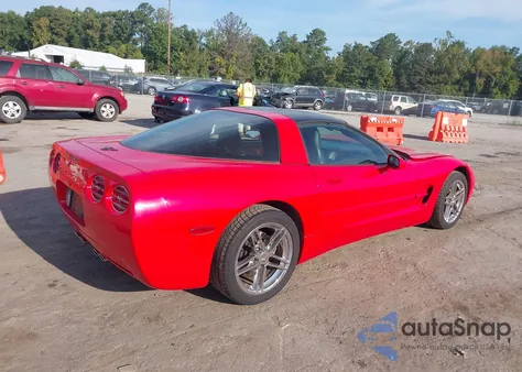 2000 Chevrolet Corvette z USA, uszkodzony, nr VIN 1G1YY22G9Y5128505